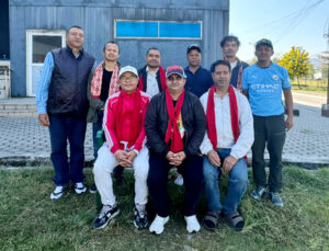 पोखरा रंगशालामा युनाइटेड क्लबद्वारा ११ थान कुर्सी जडान गरी हस्तान्तरण